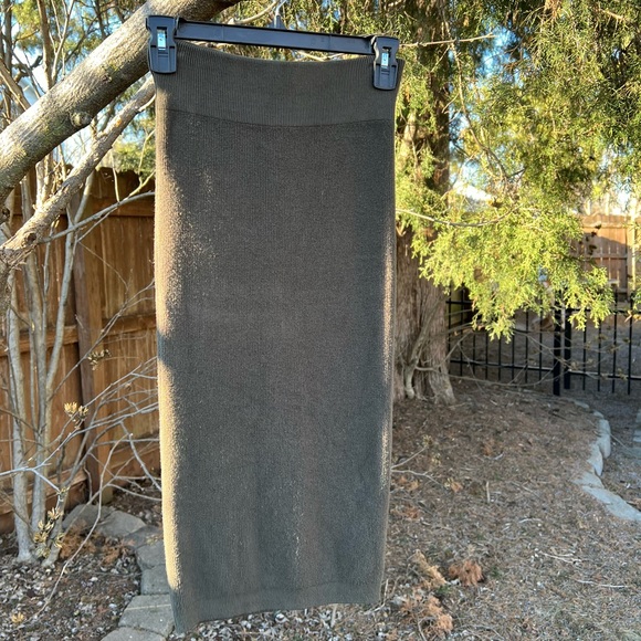 Express midi High waisted ribbed pencil skirt S olive green - Picture 2 of 7